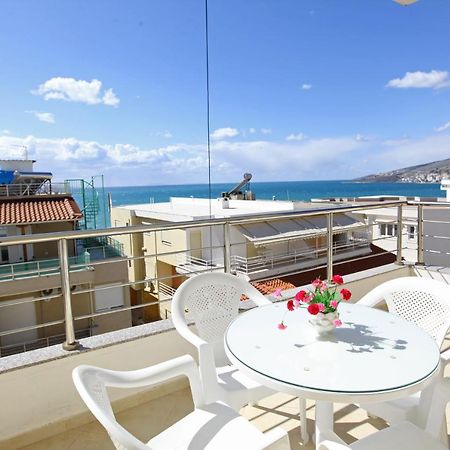 Teo Apartaments Sarandë Buitenkant foto