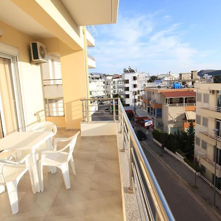 Teo Apartaments Sarandë Buitenkant foto