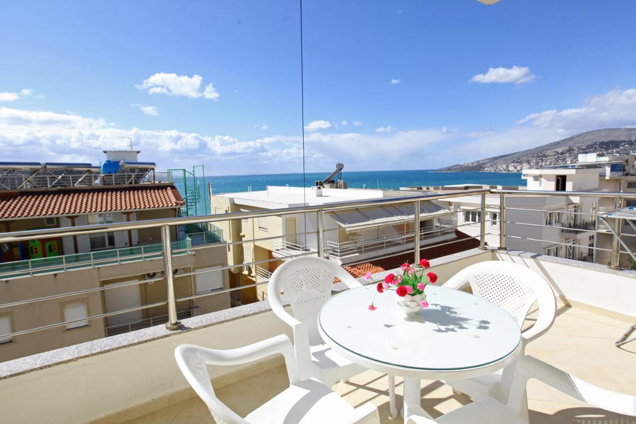 Teo Apartaments Sarandë Buitenkant foto