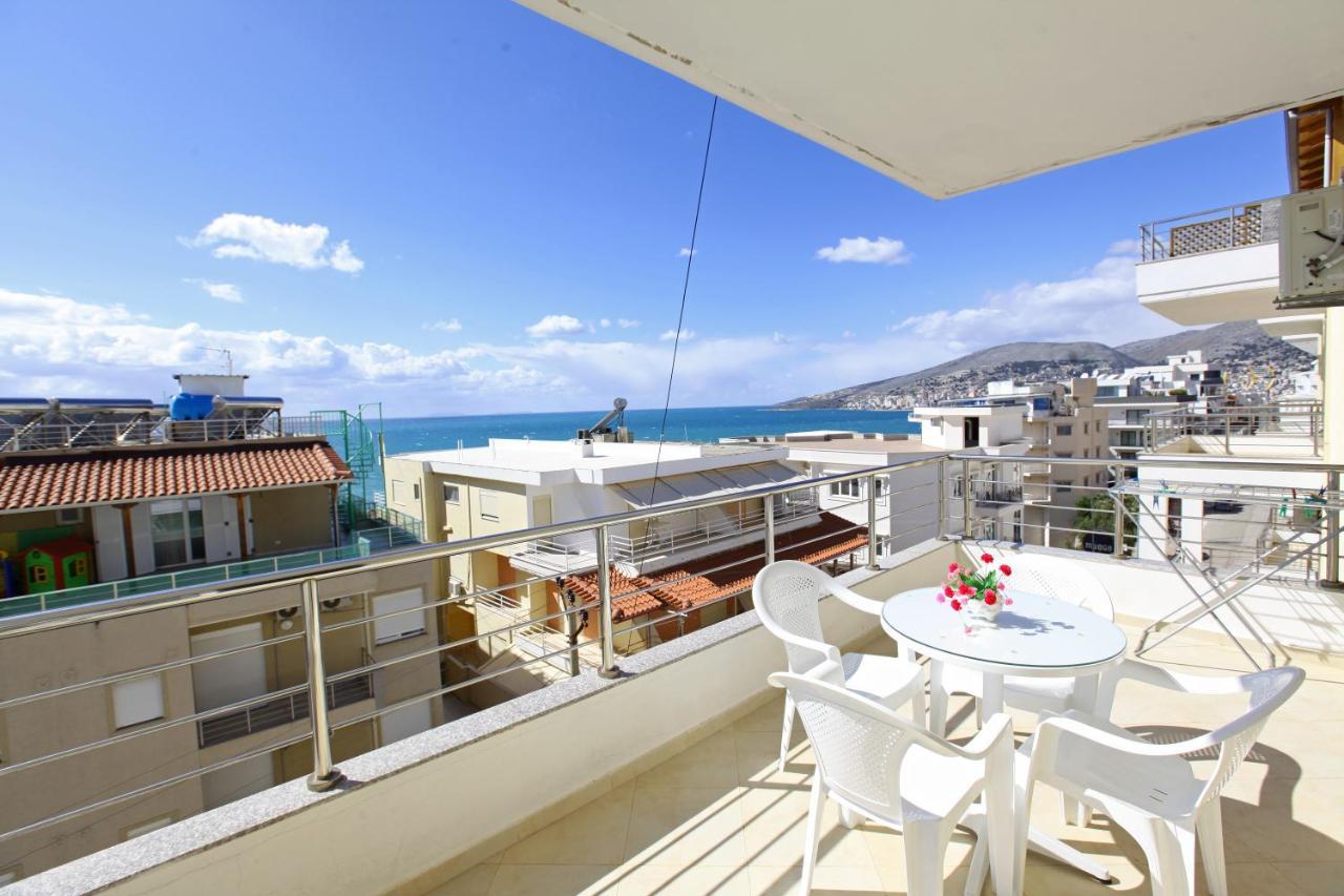 Teo Apartaments Sarandë Buitenkant foto