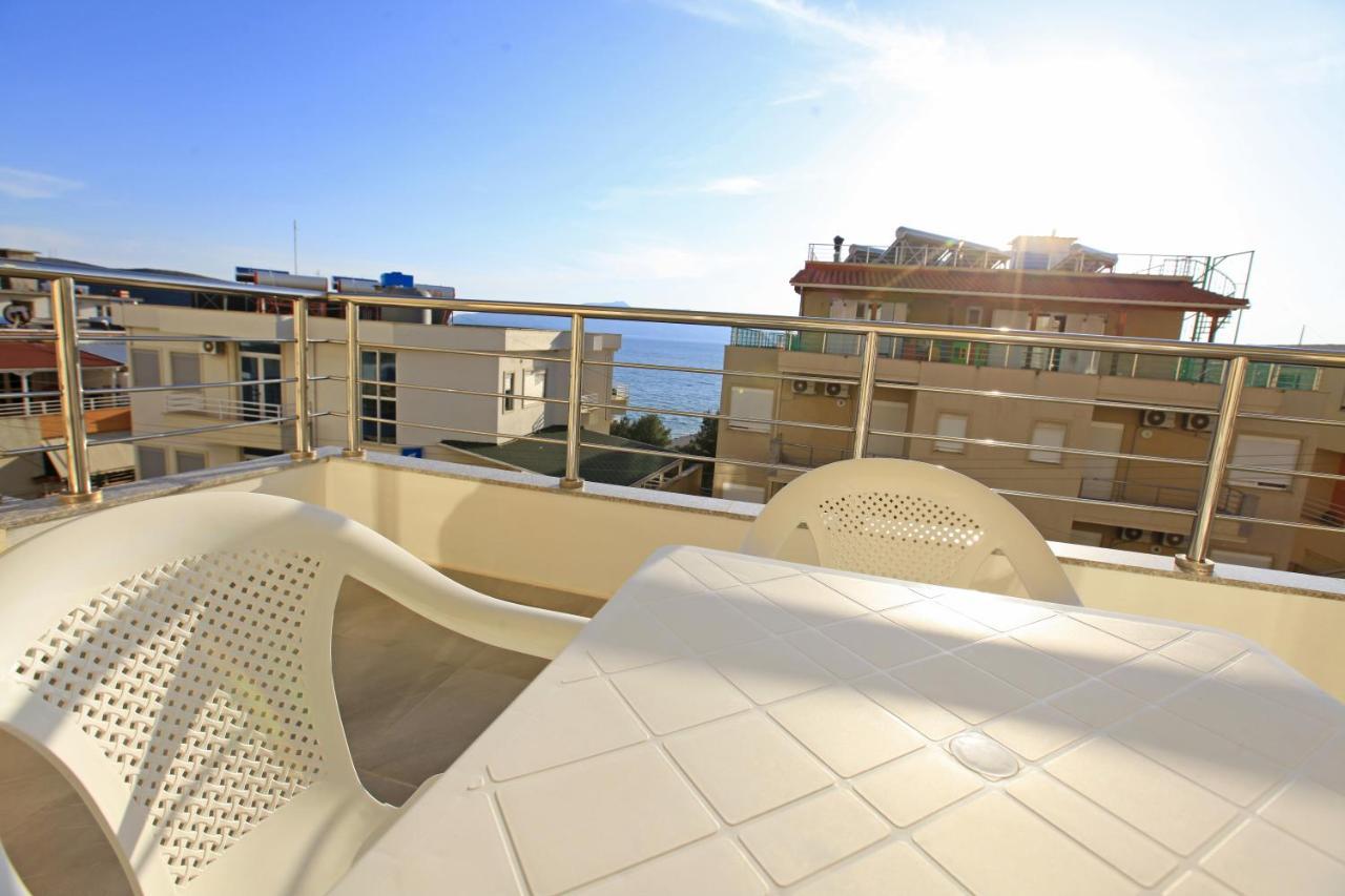Teo Apartaments Sarandë Buitenkant foto