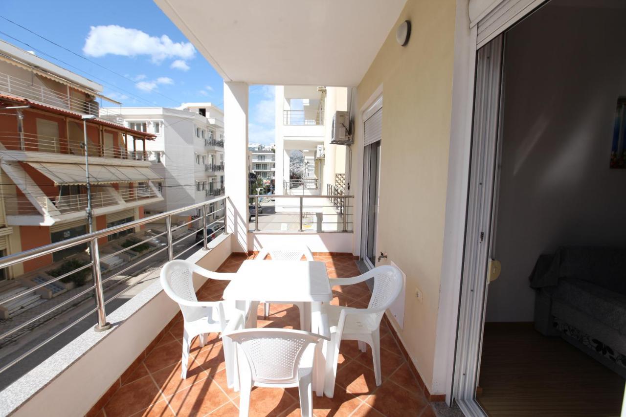 Teo Apartaments Sarandë Buitenkant foto