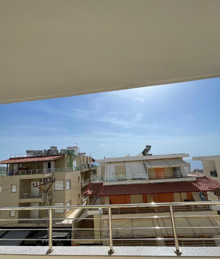 Teo Apartaments Sarandë Buitenkant foto